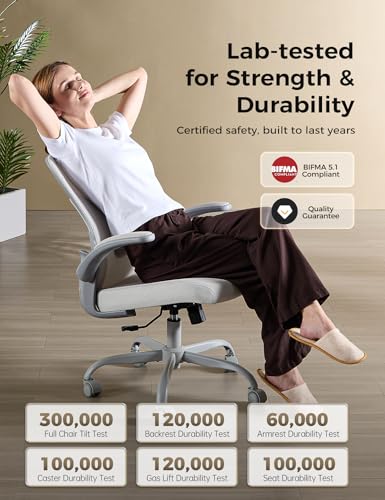 Ergonomic Mesh Office Chair with Flip-Up Armrests | Comfortable Lumbar Support / Comfy Padded Seat / Flip-Up Armrests / Breathable Mesh / Adjustable Height / 360° Swivel - color: Gry-gry
