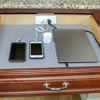 Low Profile Combo (1) USB-A (1) USB-C (2) 15 Amp in Drawer Docking Station Outlet Plugs with Retractable arm - size: (1) USB-A (1) USB-C, style: Low Profile