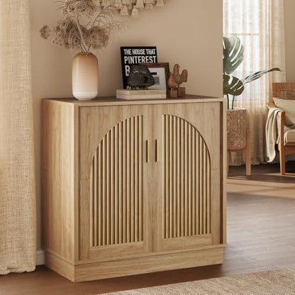 31.5" Fluted Sideboard Cabinet with Arched Doors, Buffet Cabinet, Light Oak - color: Natural Oak