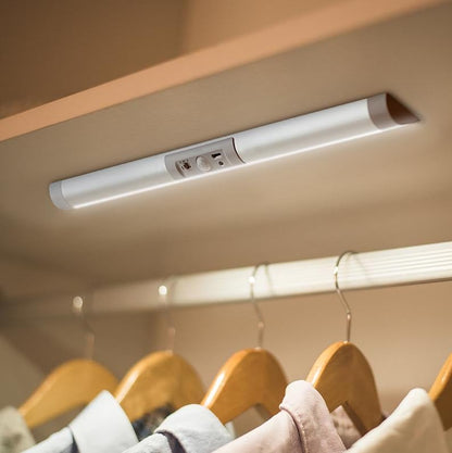 Joyzy Automatic Motion Sensor Closet Lights with Eye-Protection Design Closet Lighting, LED Rechargeable Cabinet Light Battery Operated Wardrobe Light for Wireless Pantry Sink (80Lumen, 6000k 80+CRI) - color: 1 Pack